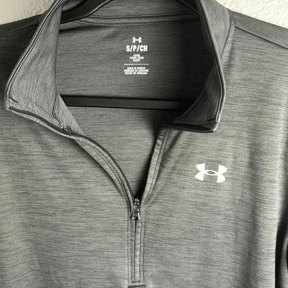 Women’s UA Tech Loose Fit Pullover - Picture 3 of 5